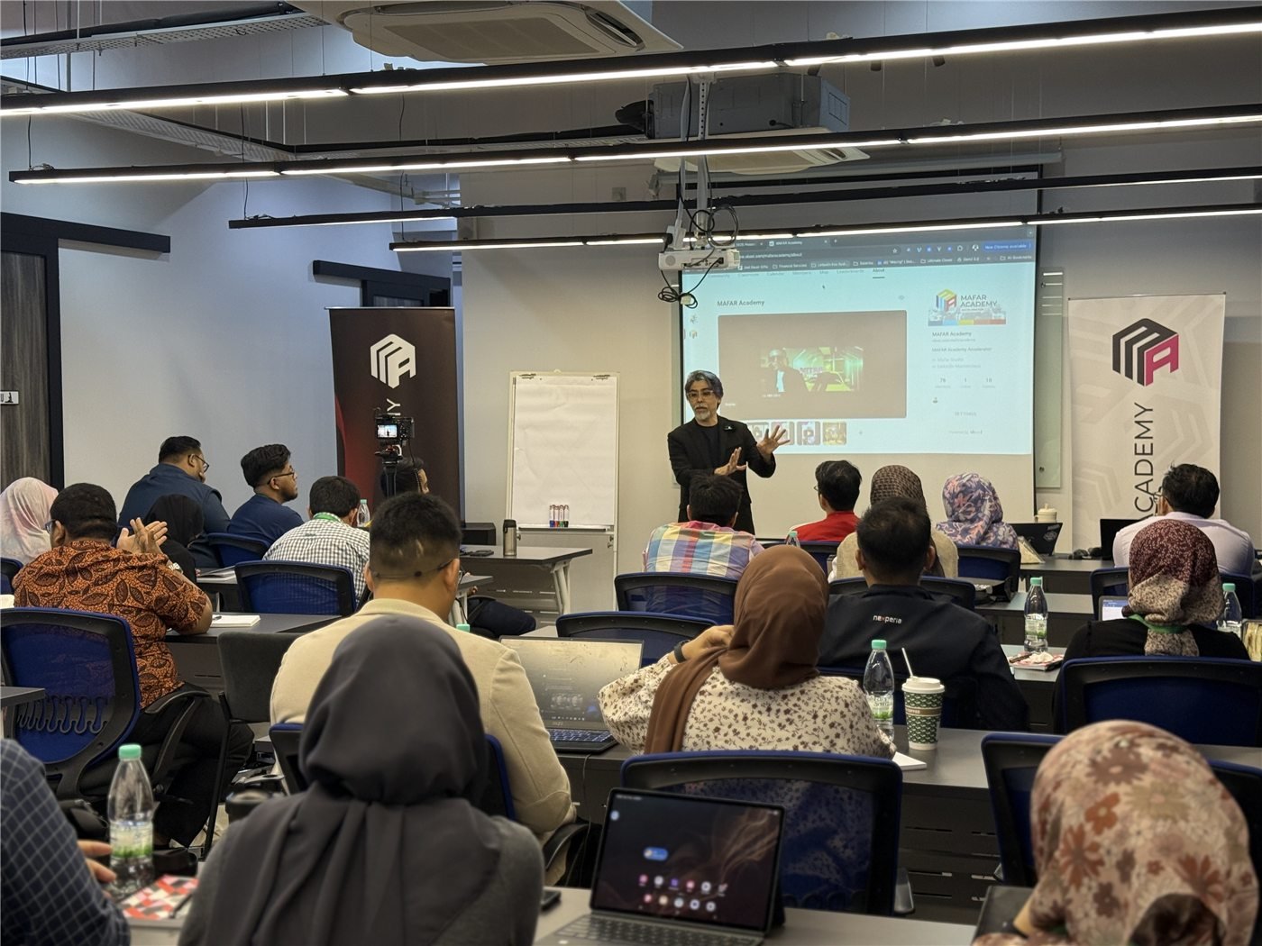 MAFAR Academy class
