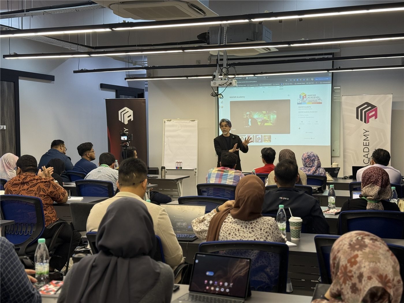 MAFAR Academy class